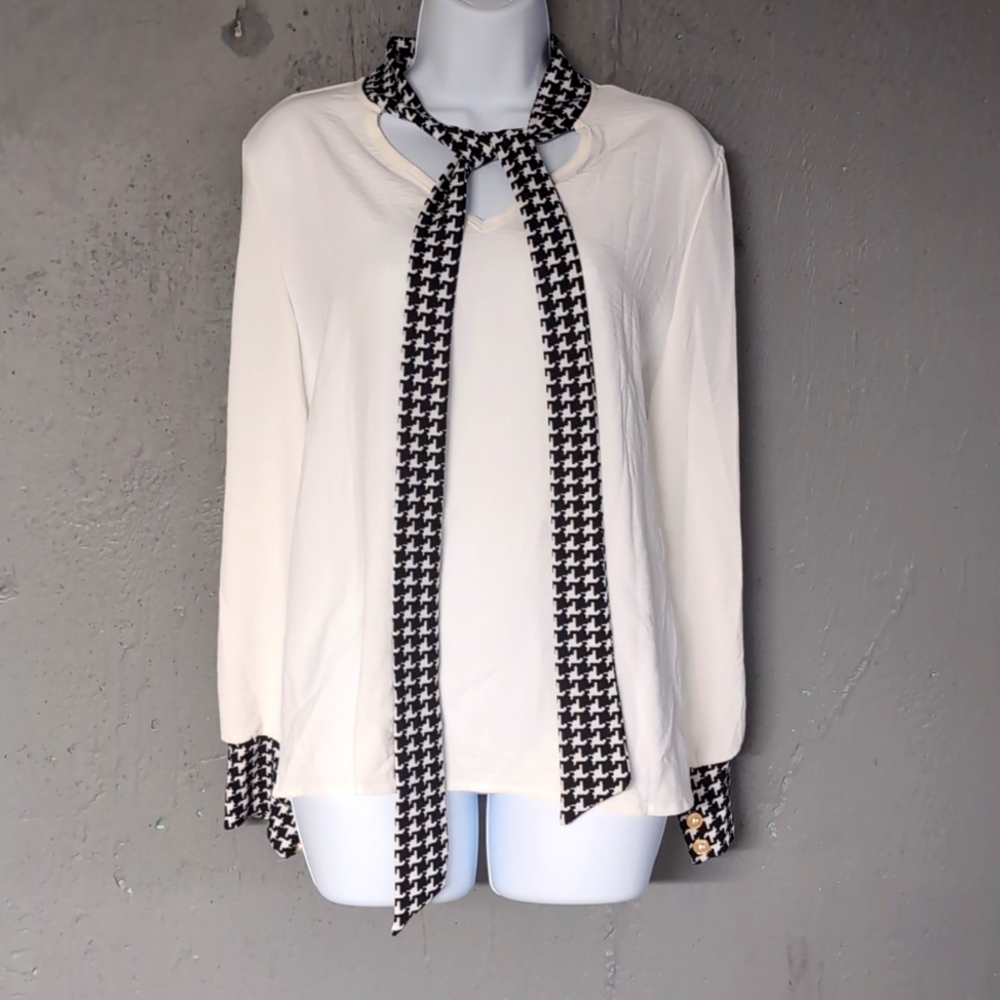 Blouse houndstooth details tie neck